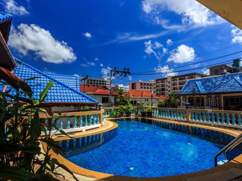 Eriksson Guesthouse Patong Exteriör bild
